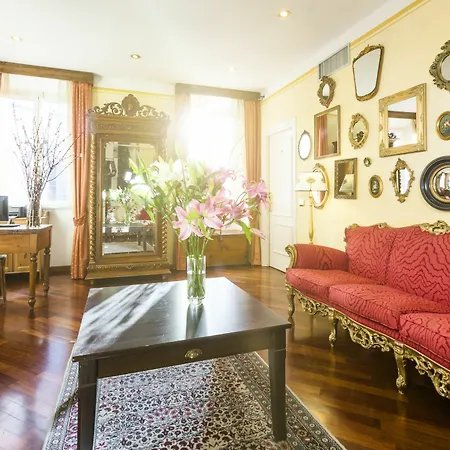 Nocleg ze śniadaniem Casa De' Fiori 3*