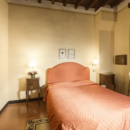 Bed & Breakfast Casa De' Fiori 4*